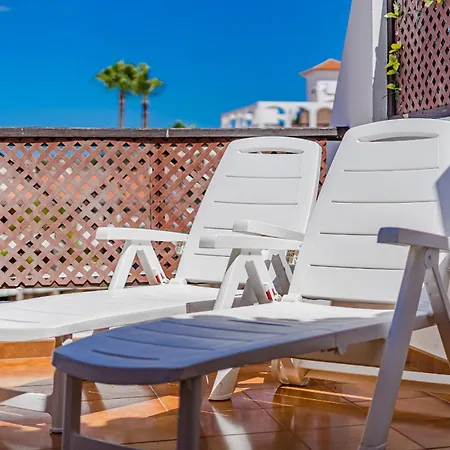 Pool View Albatros Tenerife Apartment *
